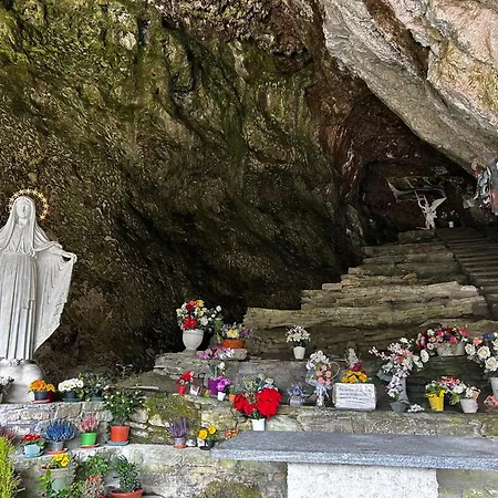 ホテル Oberje Dla Viere 3*